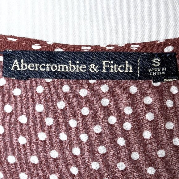 Abercrombie & Fitch | Burgundy Polka Dot Surplice ¾ Sleeve Blouse Top | Small - Picture 6 of 11